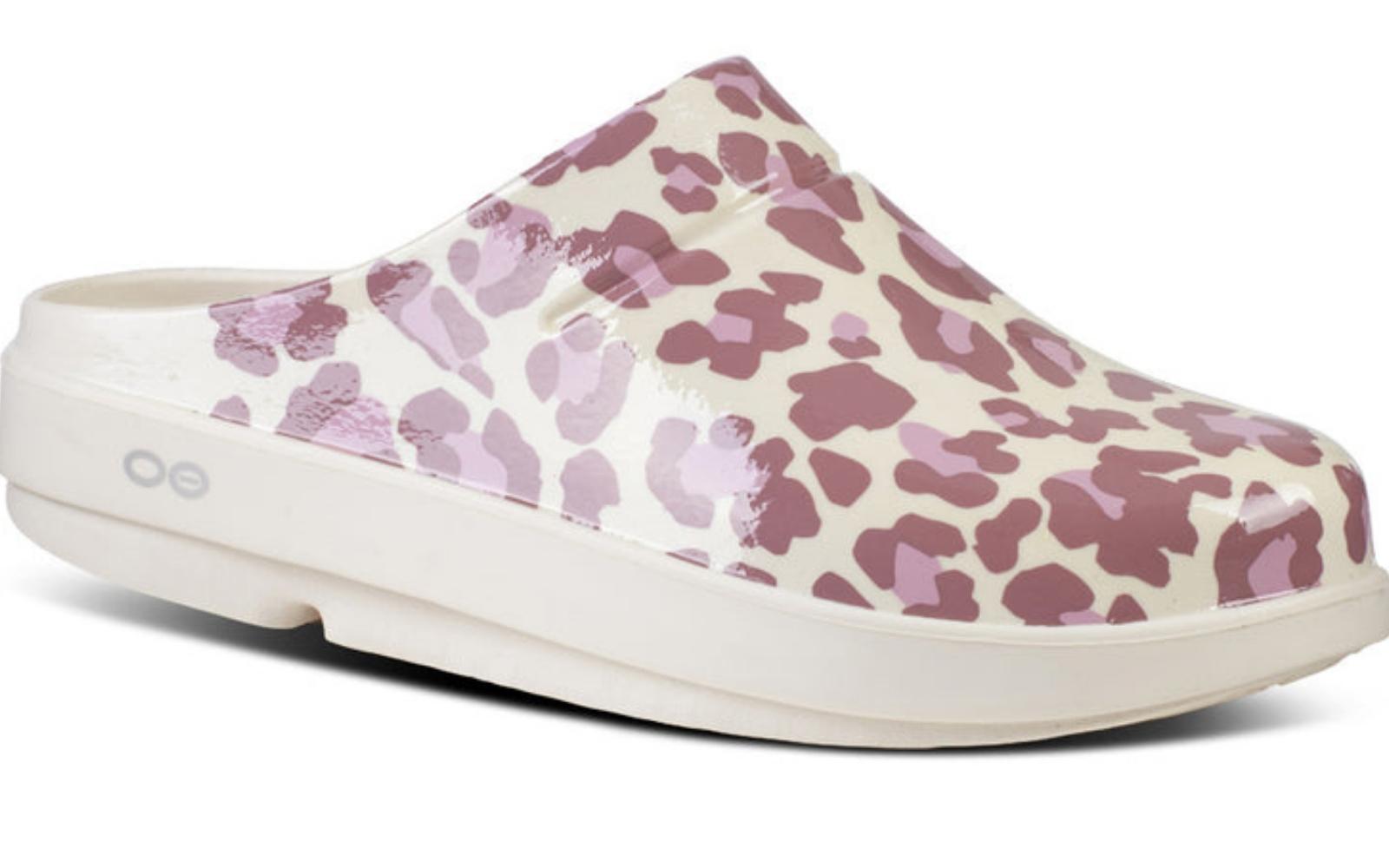 Patterned OOFOS best nursing shoe brands.